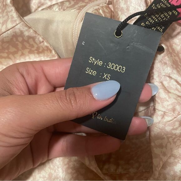 NWT Japna Silk Ruched Mini Skirt- Size XS - Picture 4 of 8